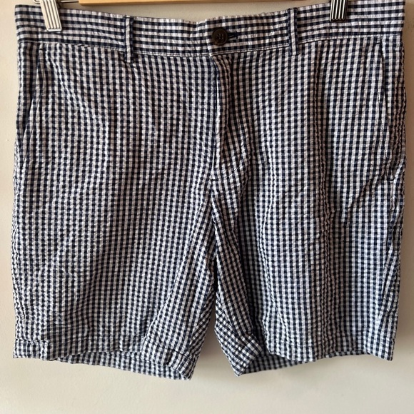 Club Monaco Baxter Fit 100% Cotton Shorts 30 EUC - Picture 1 of 9